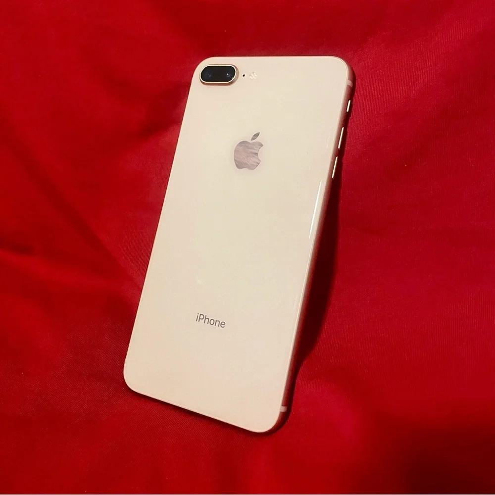 Apple iPhone 7 (64gb)